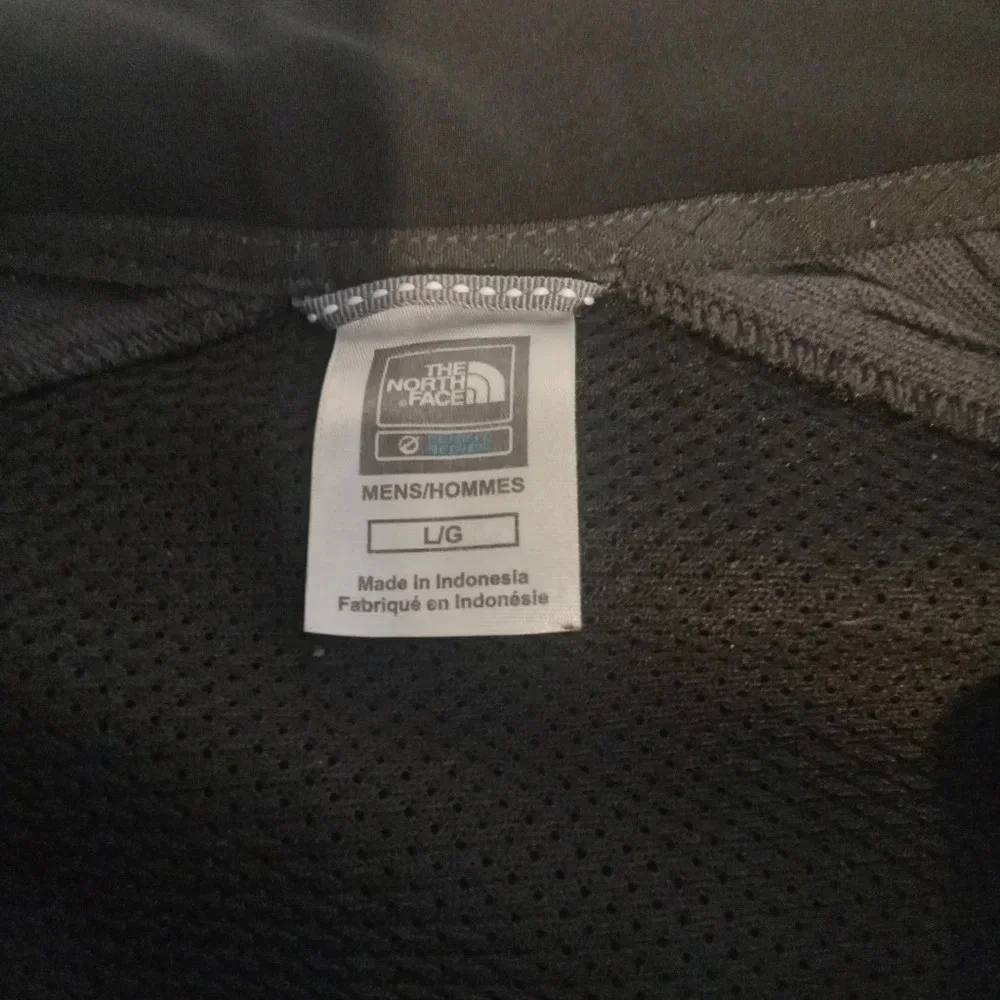The North Face stretch tech men's soft shell jacket size large